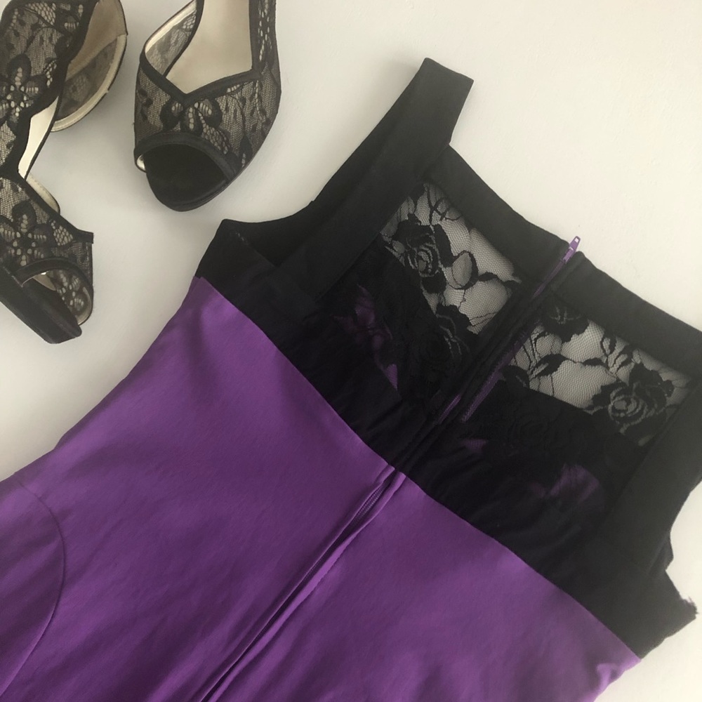 Bodycon dress with black lace back and thigh slit